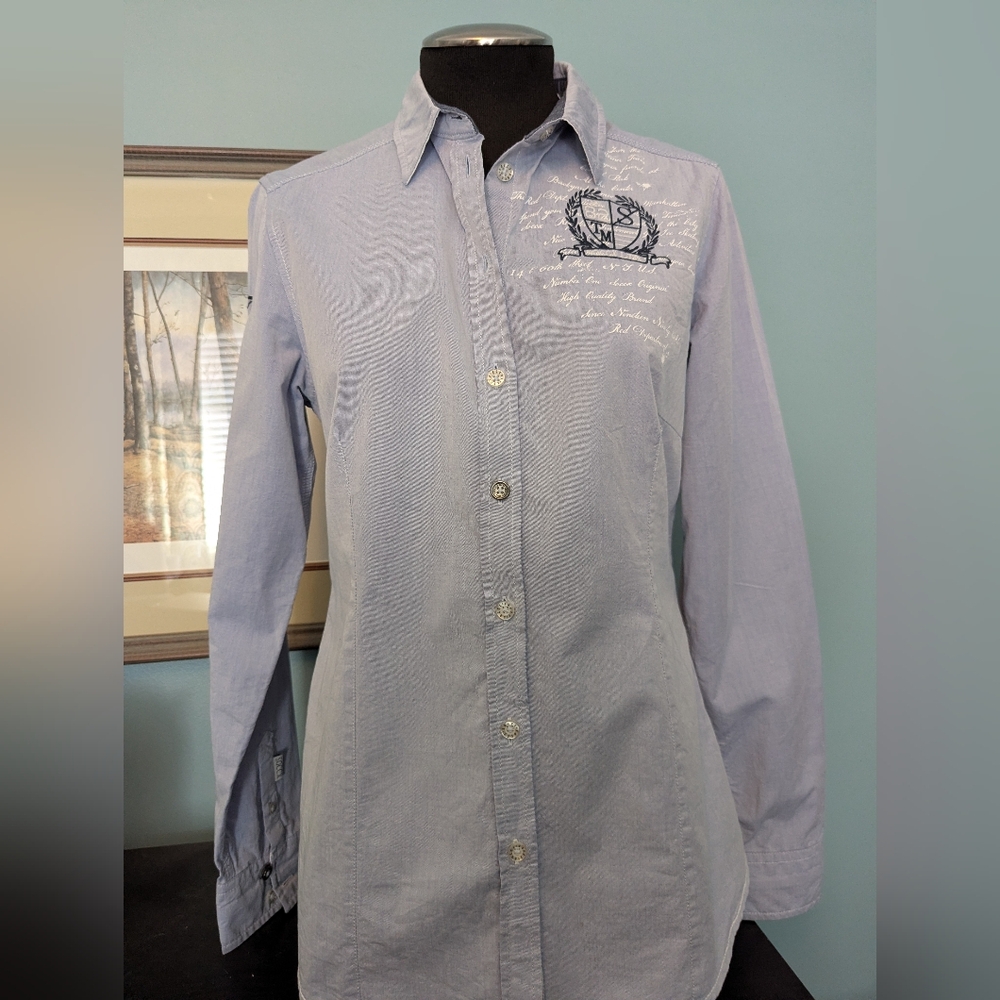 SOCCX Red Department Collective Blue Chambray Cotton Button Down Shirt. Large